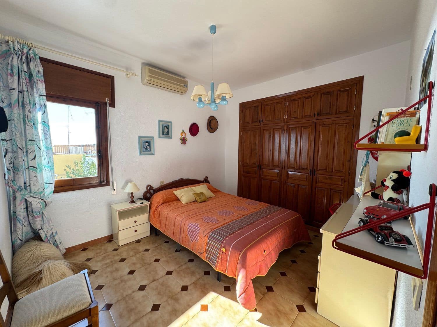 4 bedroom Villa for sale in Mojacar with garage - € 450,000 (Ref: 9564003)