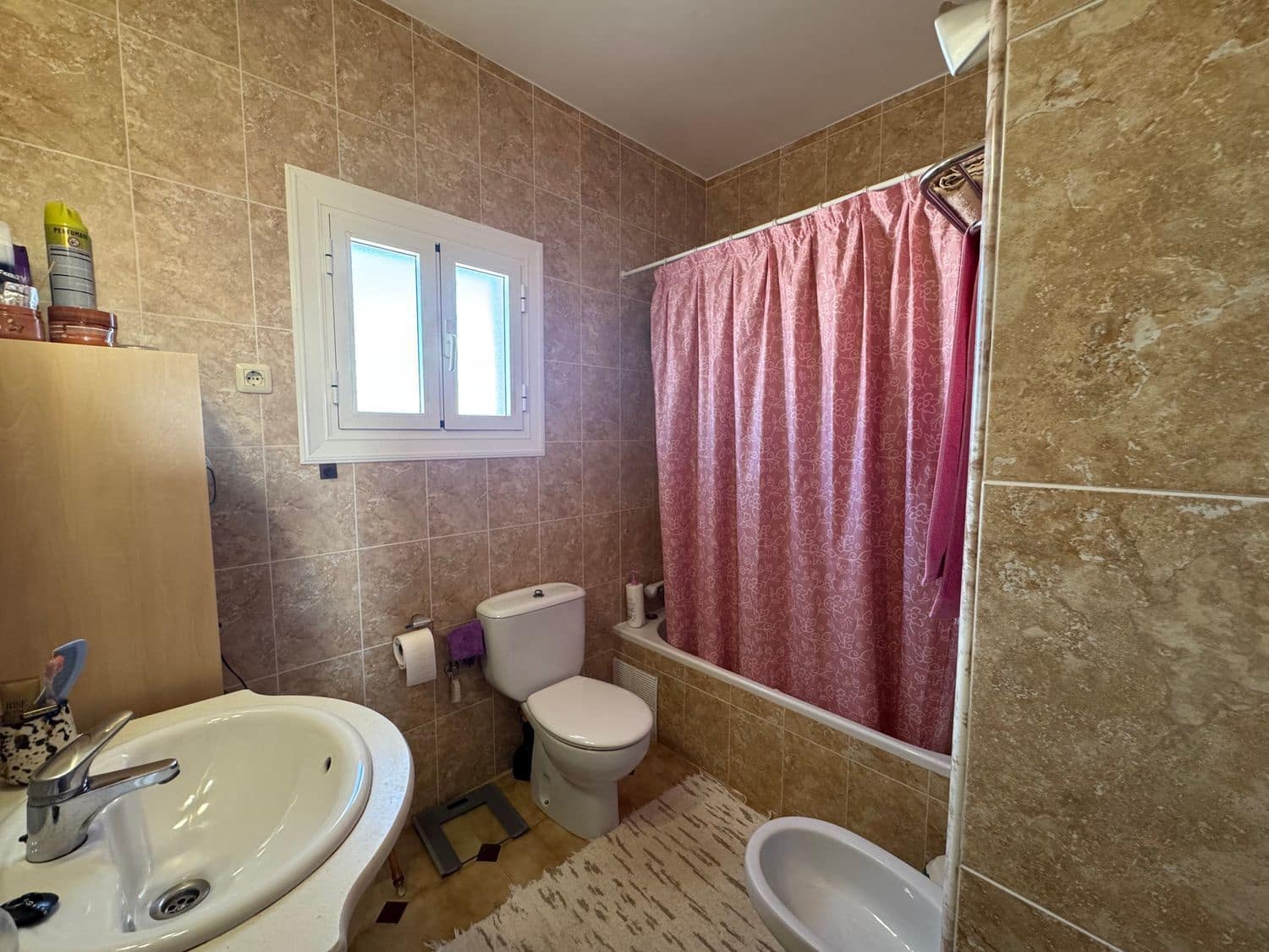 4 bedroom Villa for sale in Mojacar with garage - € 450,000 (Ref: 9564003)