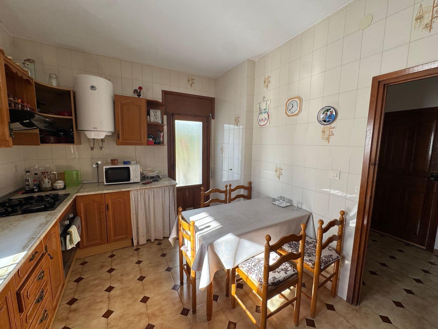 4 bedroom Villa for sale in Mojacar with garage - € 450,000 (Ref: 9564003)