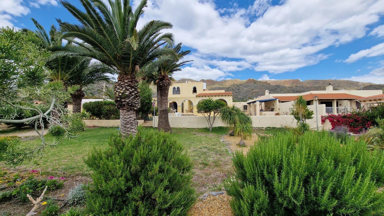 3 soveværelse Villa til salg i Mojacar med swimmingpool garage - € 695.000 (Ref: 9573425)