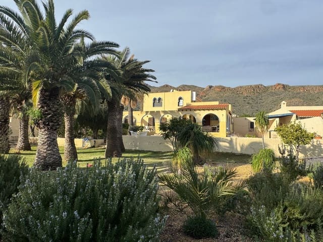 3 soveværelse Villa til salg i Mojácar med swimmingpool garage - € 695.000 (Ref: 9573425)