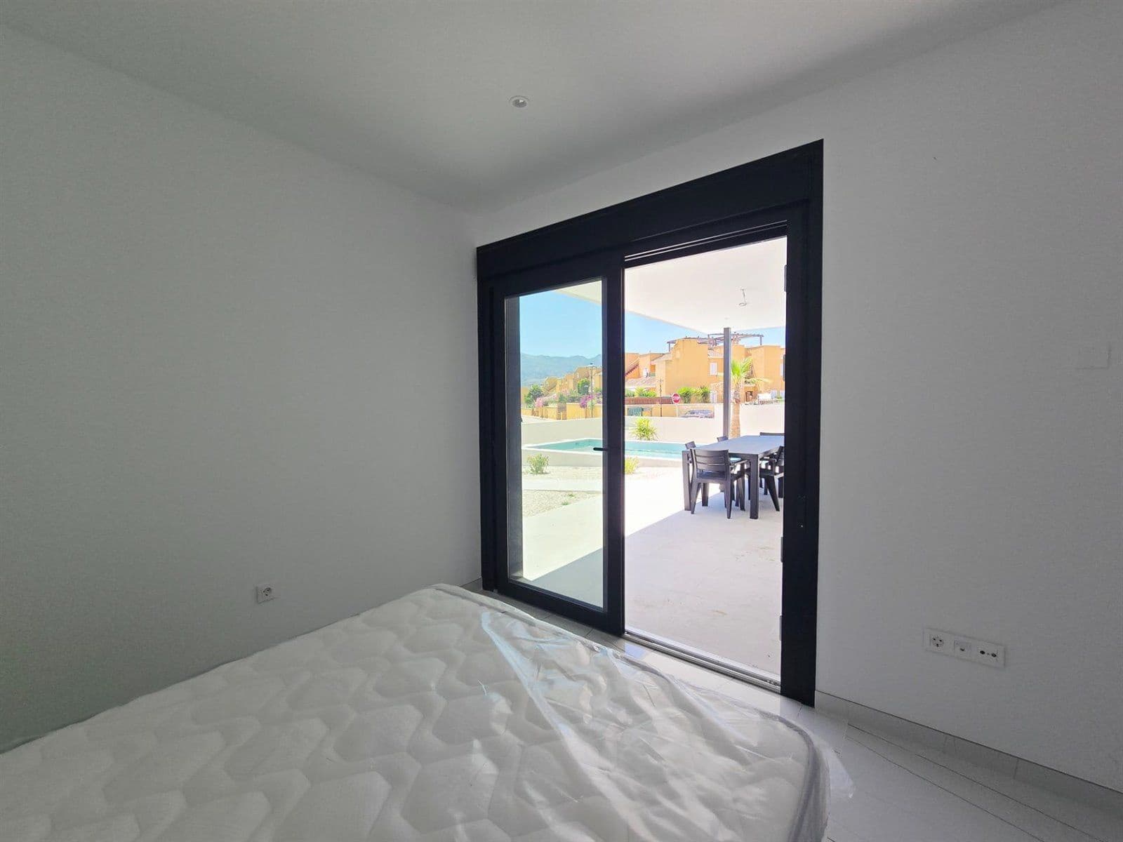 3 makuuhuone Huvila myytävänä paikassa Los Gallardos mukana uima-altaan 
autotalli - 324 000 € (Ref: 9581369)