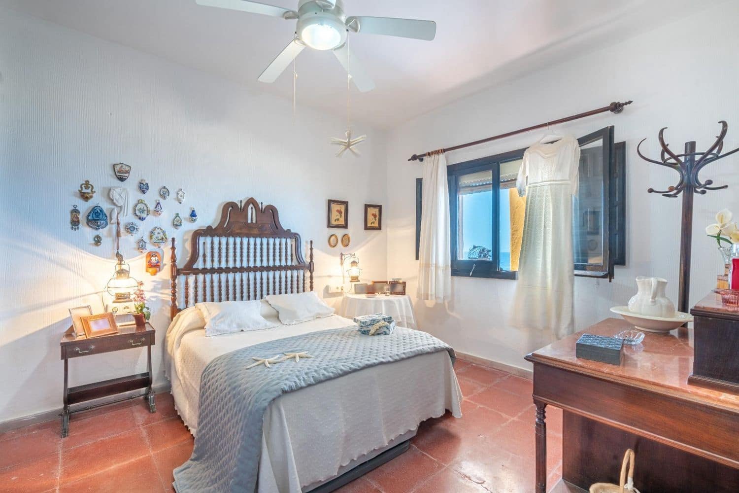 4 bedroom Villa for sale in Almeria city with garage - € 750,000 (Ref: 9590389)