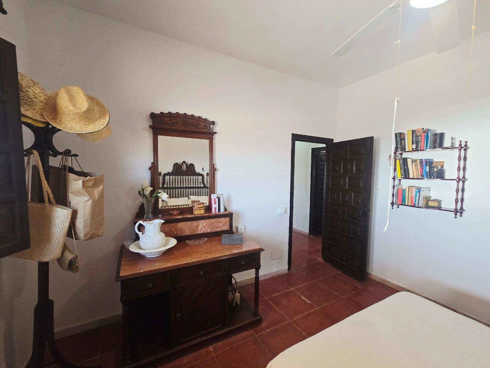 4 bedroom Villa for sale in El Cabo de Gata with garage - € 670,000 (Ref: 9590389)