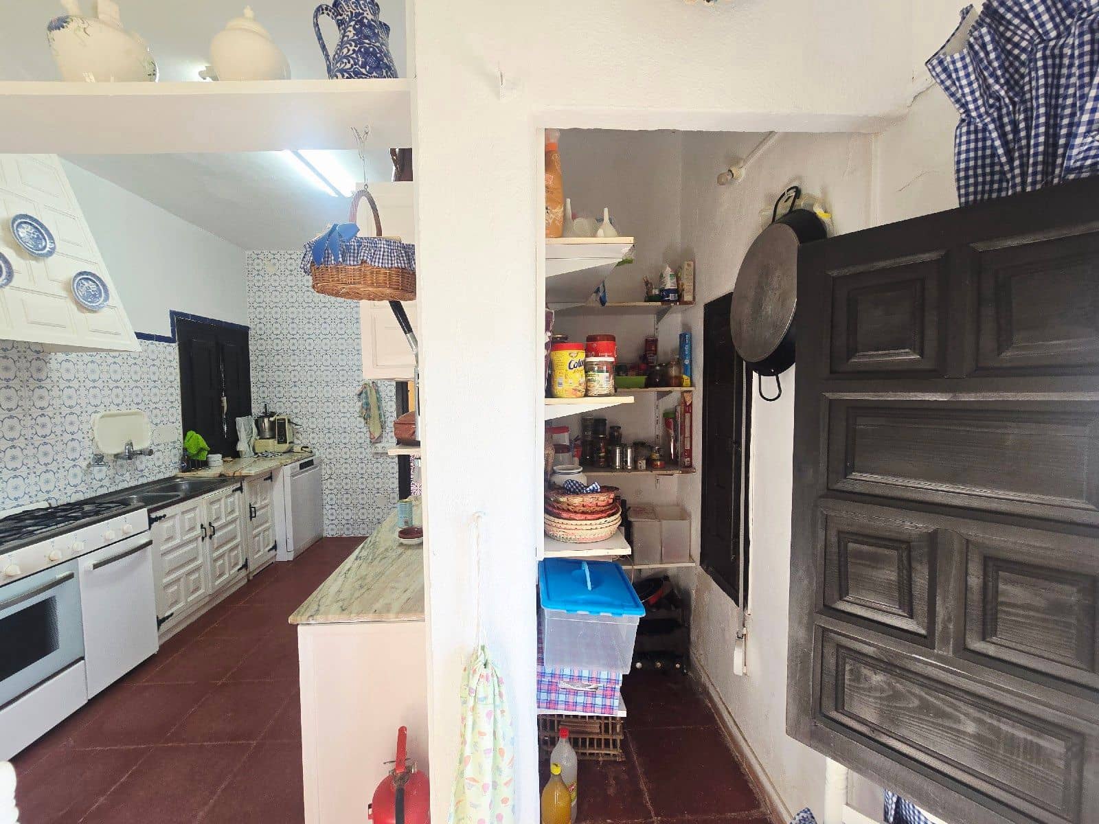 4 bedroom Villa for sale in El Cabo de Gata with garage - € 670,000 (Ref: 9590389)