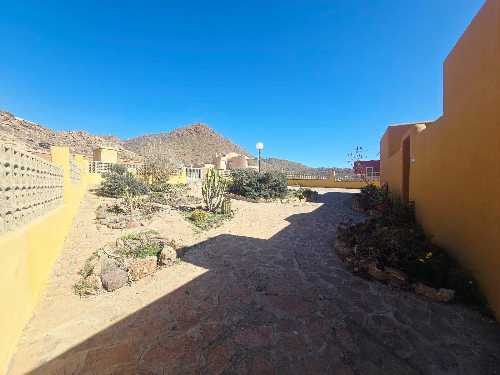 4 bedroom Villa for sale in El Cabo de Gata with garage - € 670,000 (Ref: 9590389)