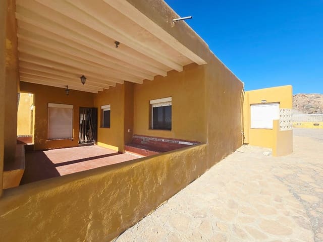 Chalet de 4 habitaciones en El Cabo de Gata, Almería ciudad en venta con garaje - 670.000 € (Ref: 9590389)