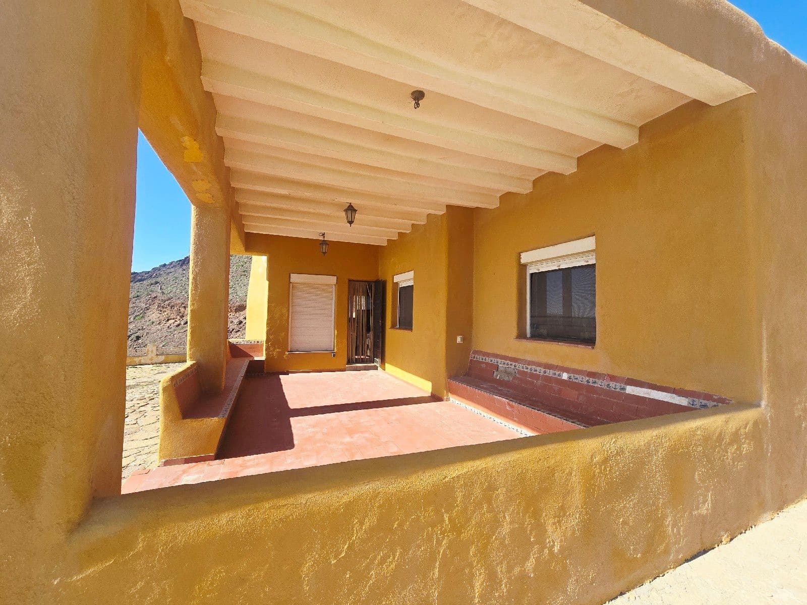 4 bedroom Villa for sale in El Cabo de Gata with garage - € 670,000 (Ref: 9590389)
