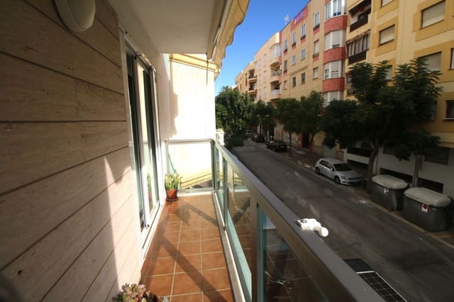 3 soveværelse Lejlighed til salg i Garrucha med garage - € 290.000 (Ref: 9592107)