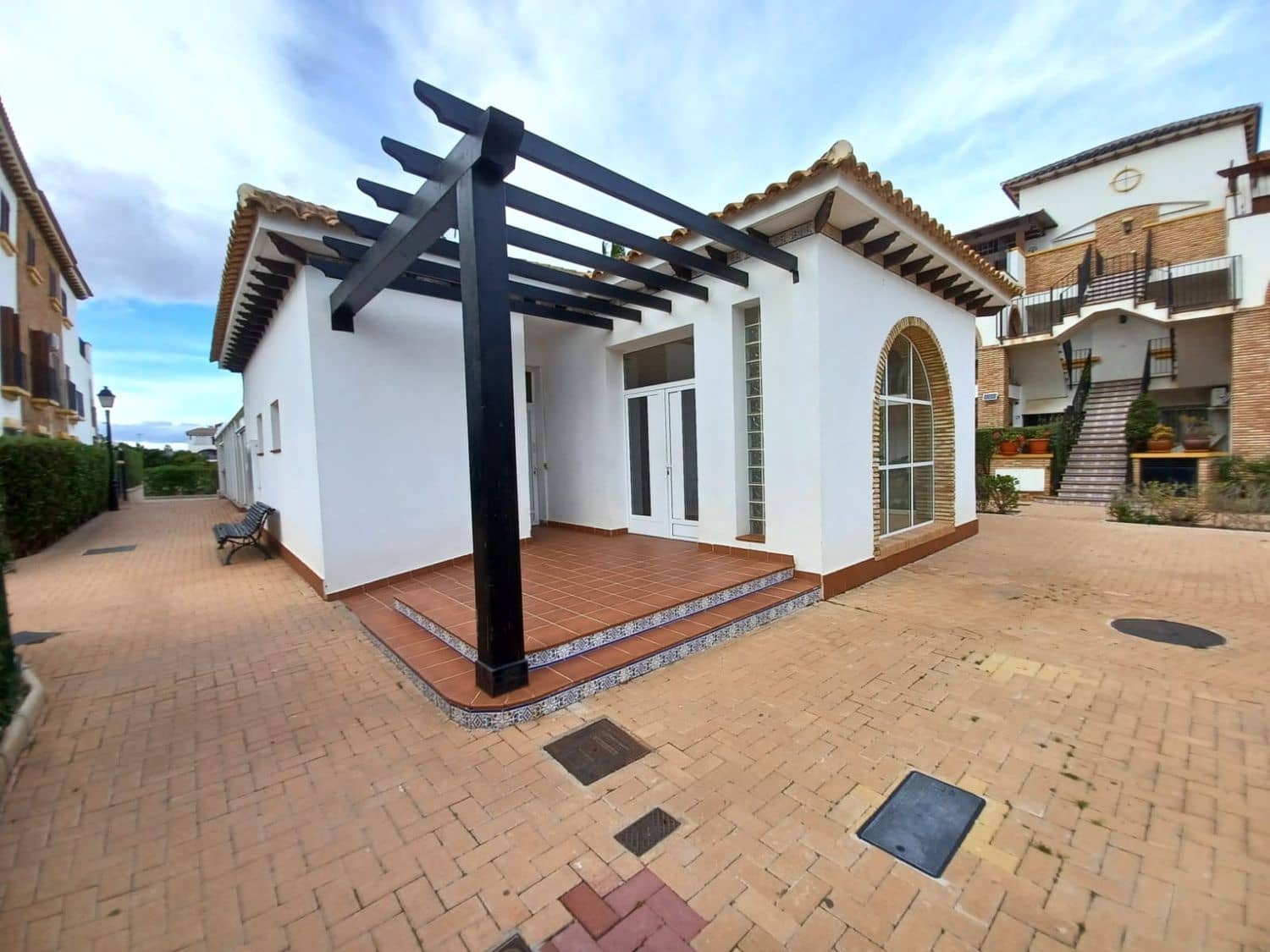 2 soverom Leilighet til salgs i Vera med svømmebasseng garasje - € 169 000 (Ref: 9596759)