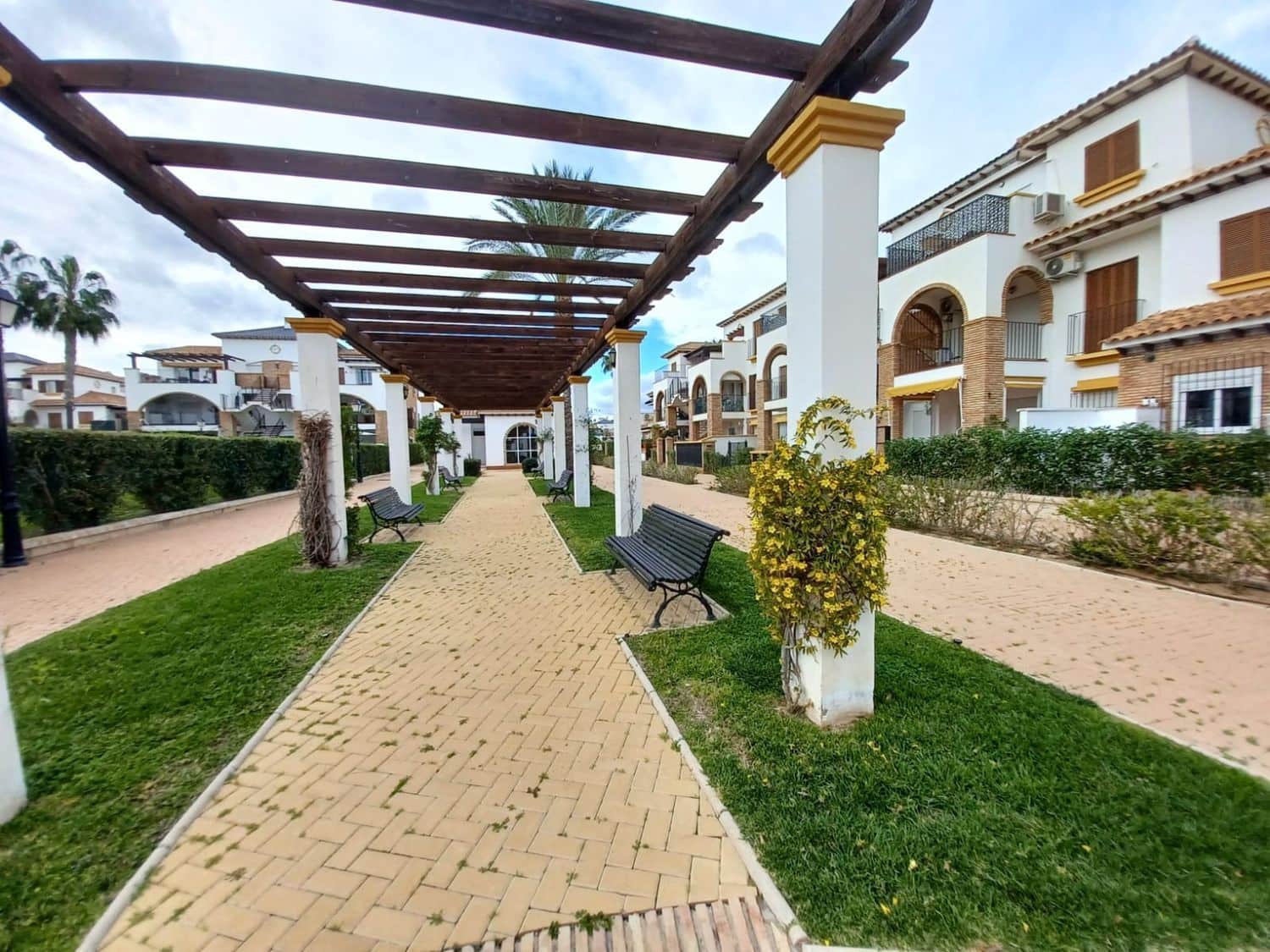 2 soverom Leilighet til salgs i Vera med svømmebasseng garasje - € 169 000 (Ref: 9596759)