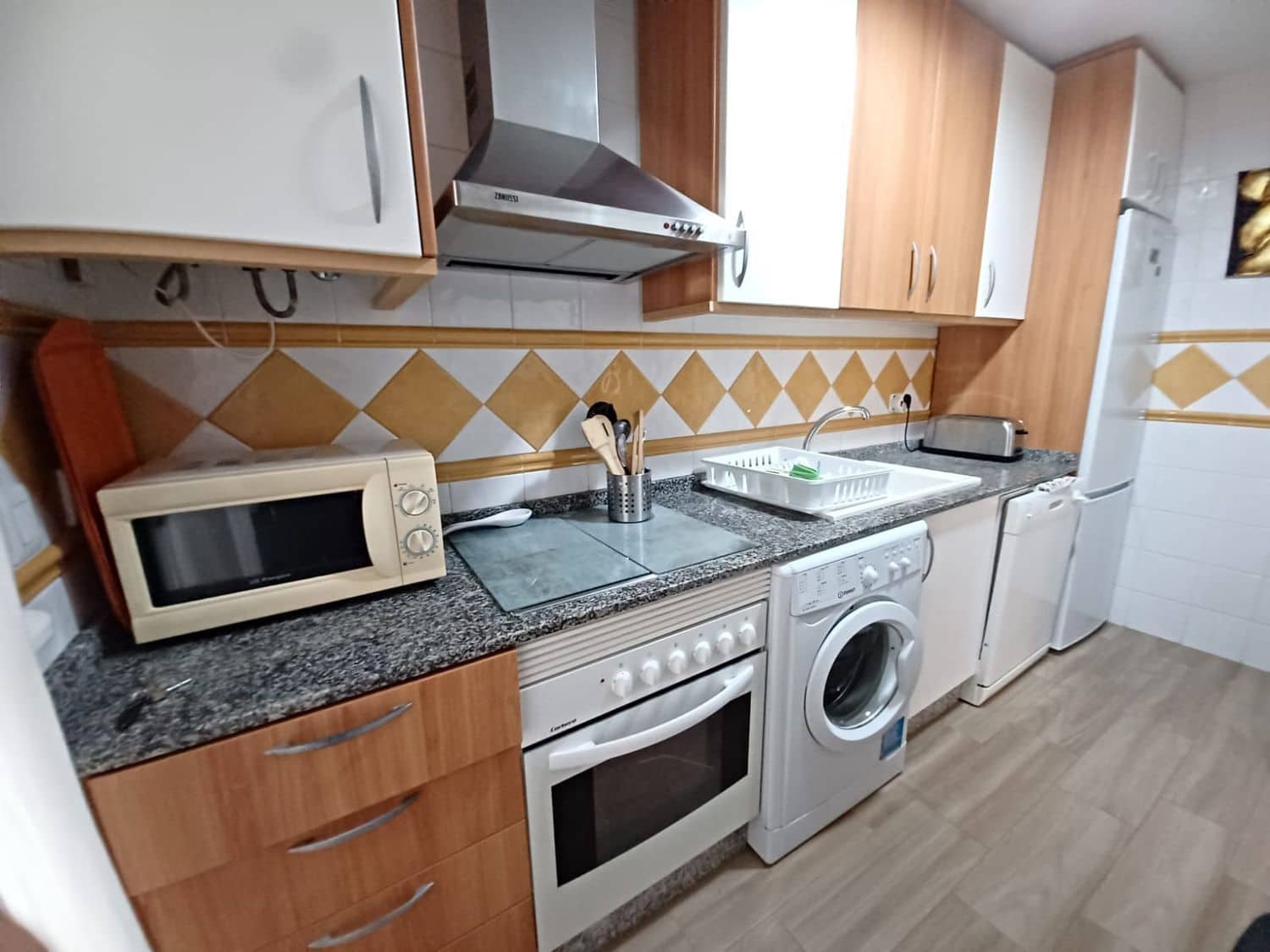 2 soverom Leilighet til salgs i Vera med svømmebasseng garasje - € 169 000 (Ref: 9596759)