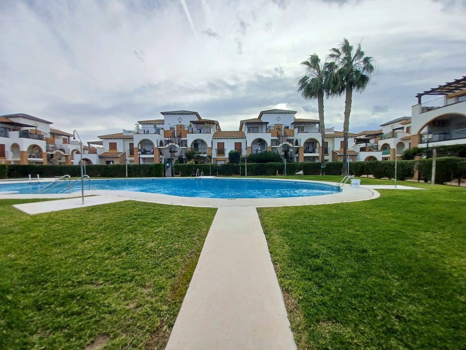 2 soverom Leilighet til salgs i Vera med svømmebasseng garasje - € 169 000 (Ref: 9596759)