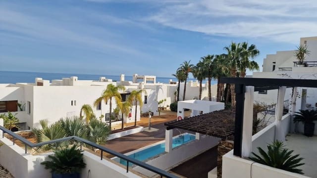 Piso de 2 habitaciones en Mojácar en venta con piscina - 299.000 € (Ref: 9606899)