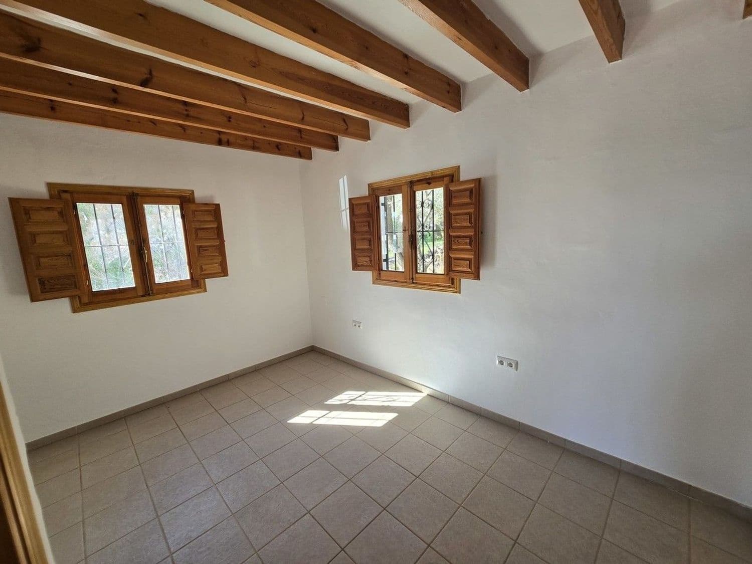 2 bedroom Villa for sale in Bedar with garage - € 150,000 (Ref: 9635188)