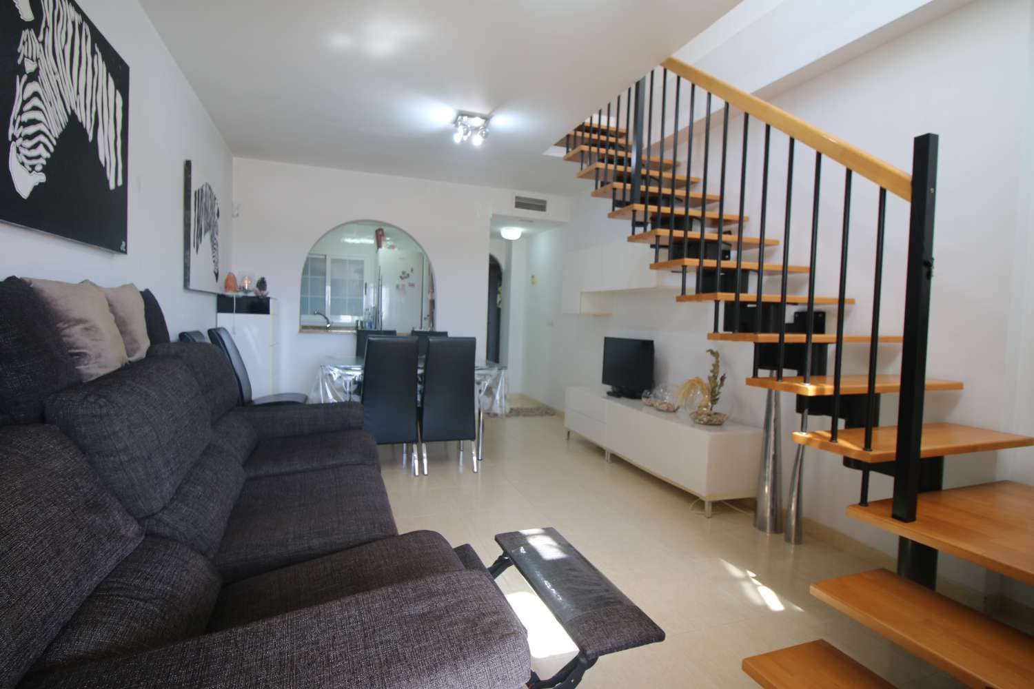 2 bedroom Flat for sale in Cuevas del Almanzora with pool garage - € 140,000 (Ref: 9643365)