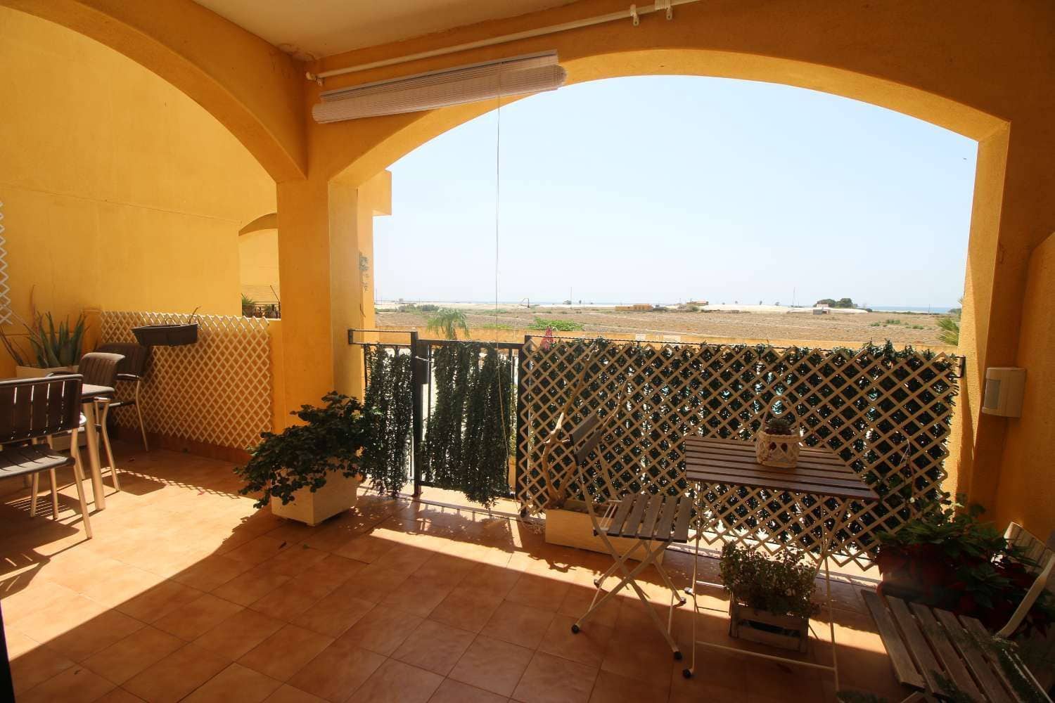 2 bedroom Flat for sale in Cuevas del Almanzora with pool garage - € 140,000 (Ref: 9643365)