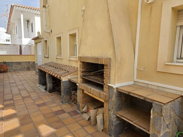 5 sypialnia Willa na sprzedaż w Vera z basenem garażem - 650 000 € (Ref: 9646069)