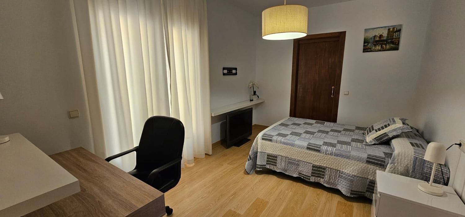 5 makuuhuone Huvila myytävänä paikassa Vera mukana 
autotalli - 685 000 € (Ref: 9646070)