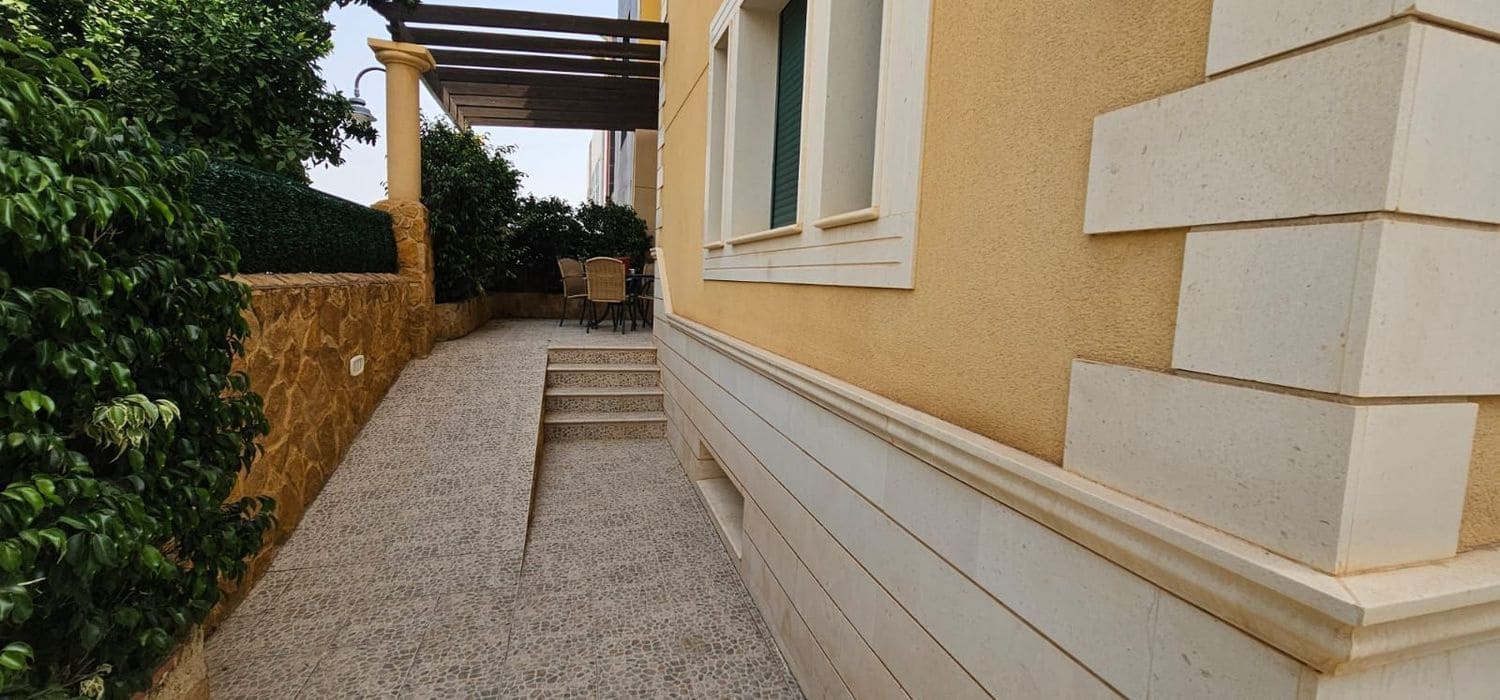 5 makuuhuone Huvila myytävänä paikassa Vera mukana 
autotalli - 685 000 € (Ref: 9646070)