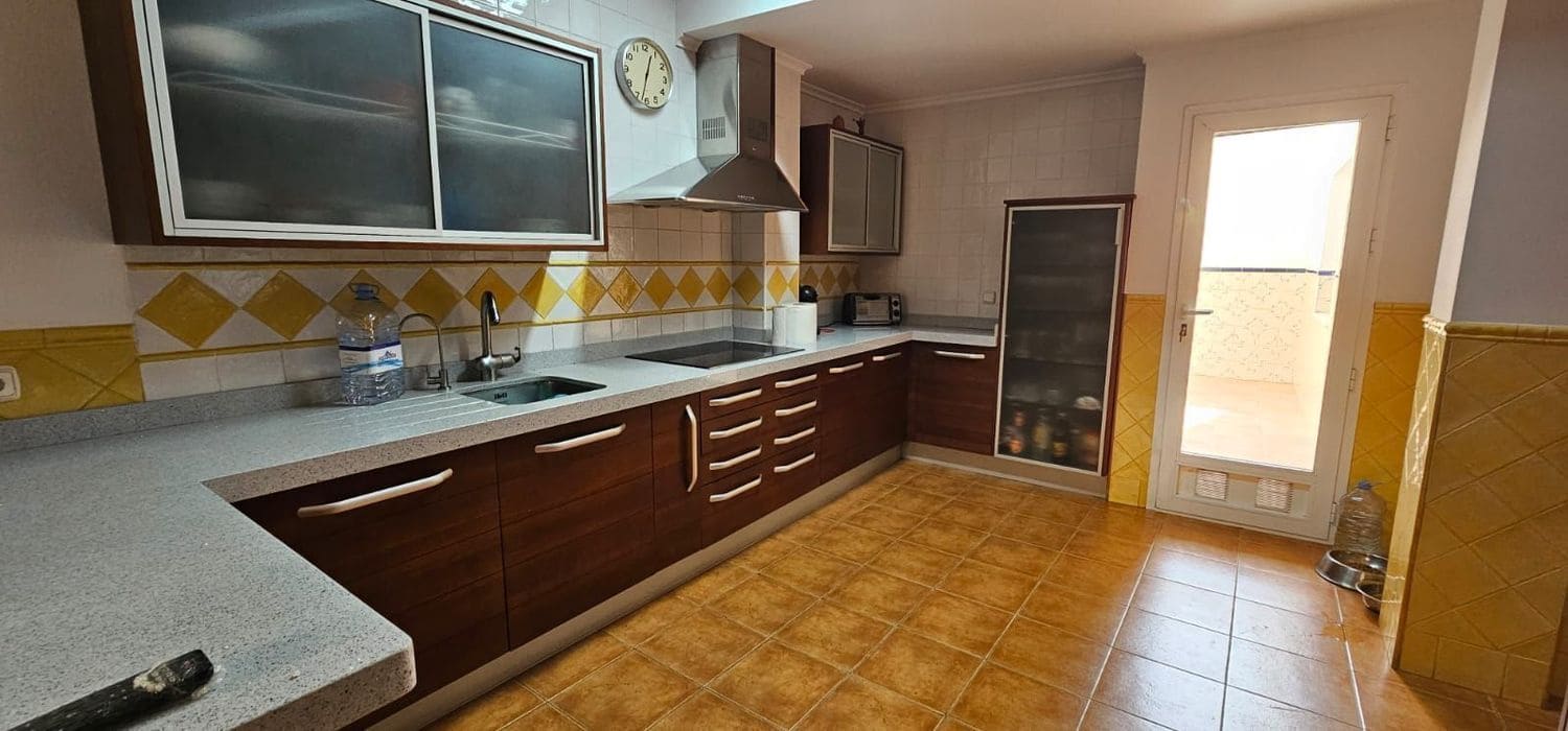 5 makuuhuone Huvila myytävänä paikassa Vera mukana 
autotalli - 685 000 € (Ref: 9646070)