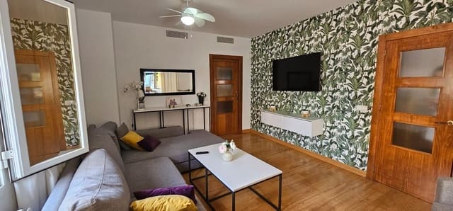 5 makuuhuone Huvila myytävänä paikassa Vera Ciudad, Vera mukana 
autotalli - 685 000 € (Ref: 9646070)