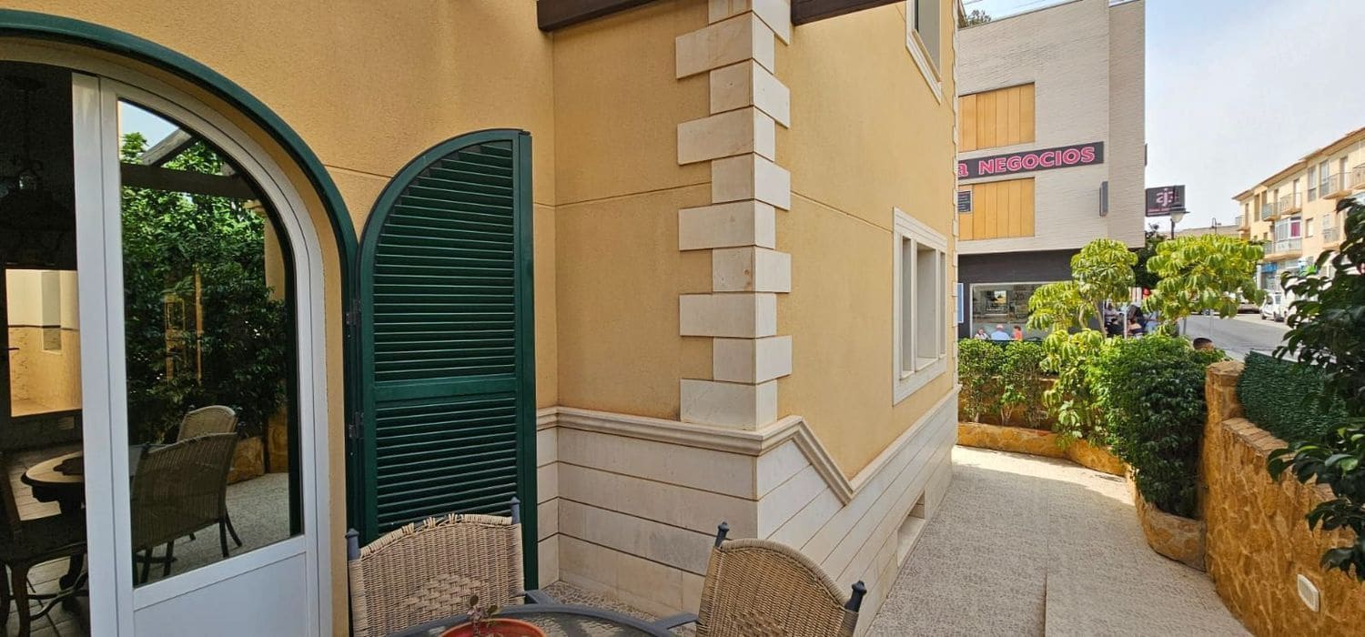 5 makuuhuone Huvila myytävänä paikassa Vera mukana 
autotalli - 685 000 € (Ref: 9646070)