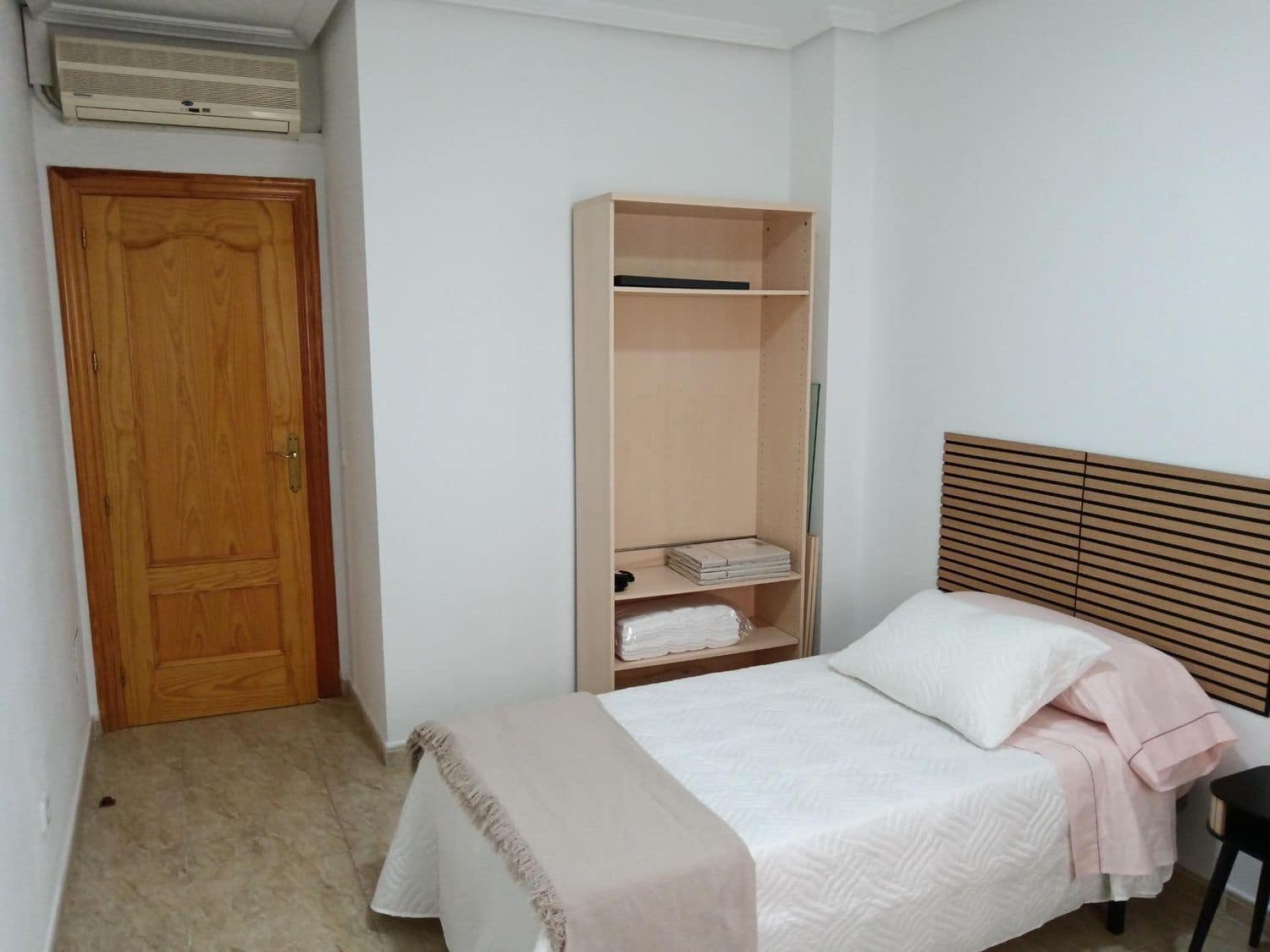 2 bedroom Flat for sale in Garrucha with garage - € 145,000 (Ref: 9654481)
