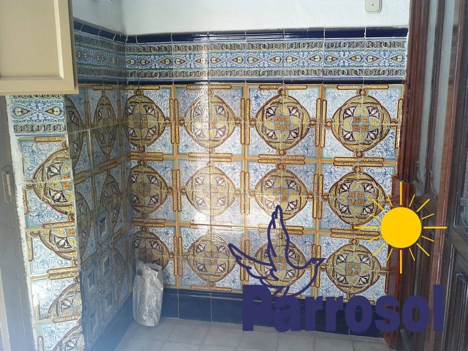 4 bedroom Villa for sale in Garrucha with garage - € 199,000 (Ref: 9676689)