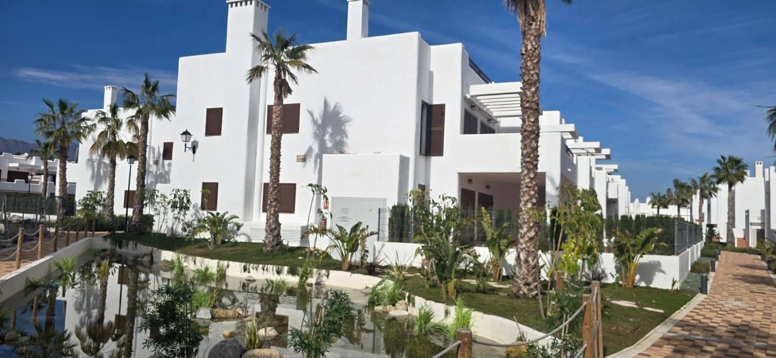 Piso de 2 habitaciones en San Juan de los Terreros en venta con piscina garaje - 254.900 € (Ref: 9681422)