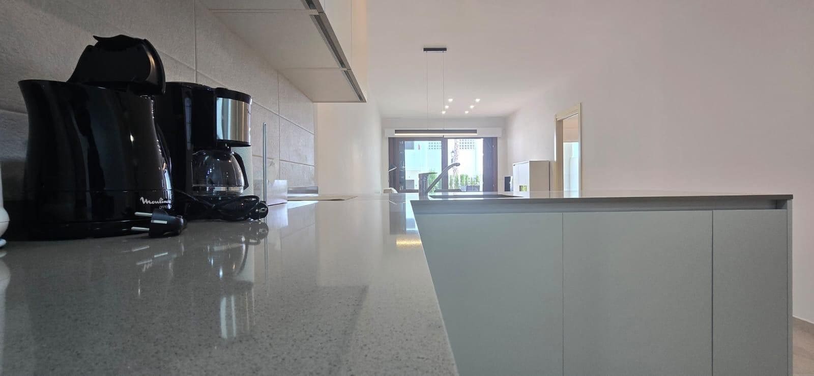 Piso de 2 habitaciones en San Juan de los Terreros en venta con piscina garaje - 254.900 € (Ref: 9681422)