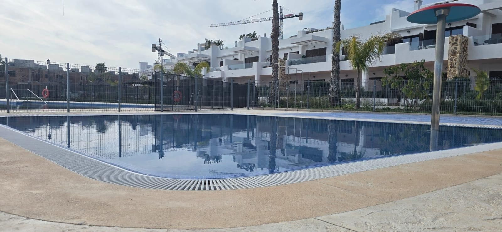 Piso de 2 habitaciones en San Juan de los Terreros en venta con piscina garaje - 254.900 € (Ref: 9681422)