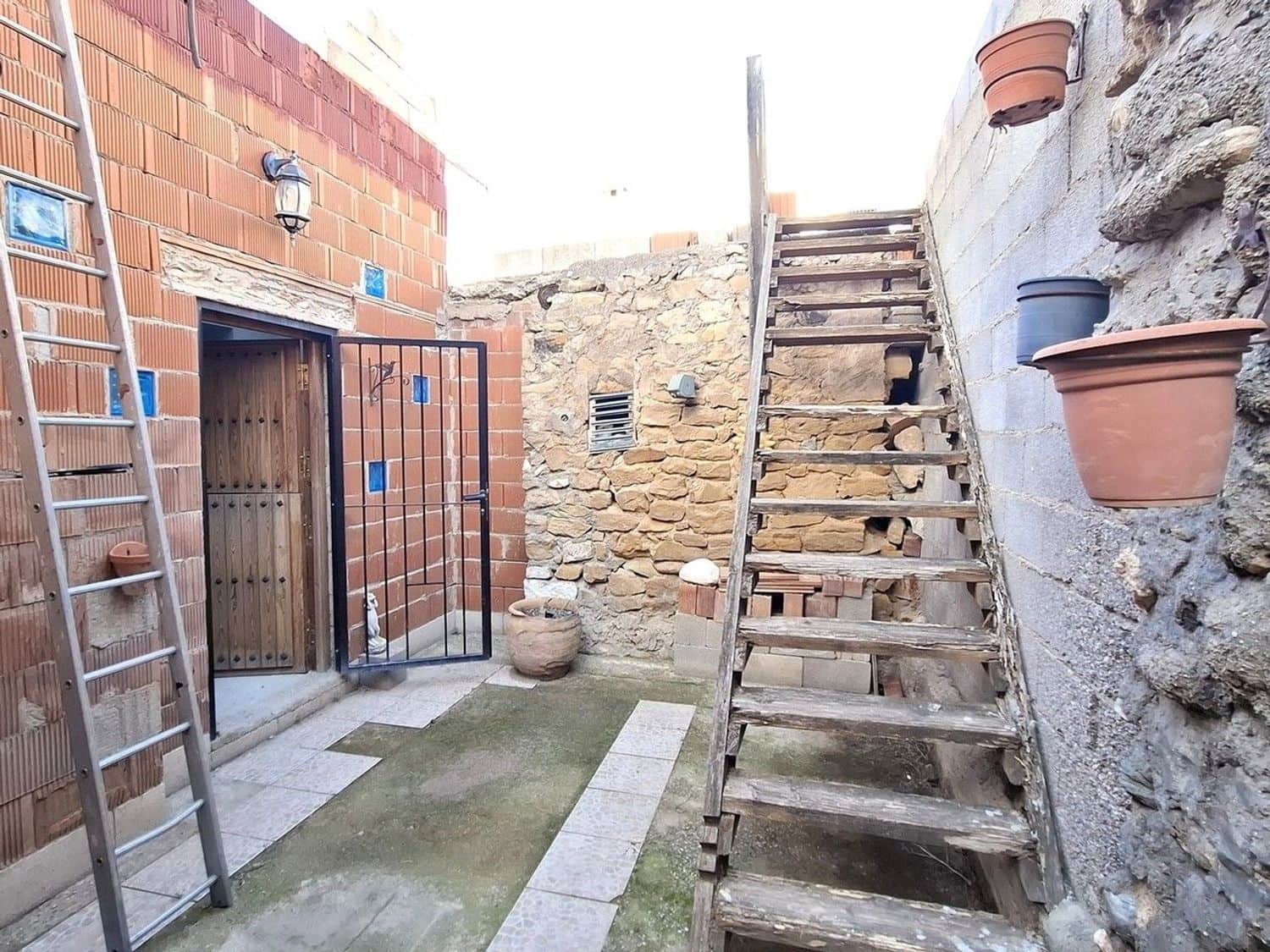 4 soverom Villa til salgs i Turre med garasje - € 126 000 (Ref: 9681423)