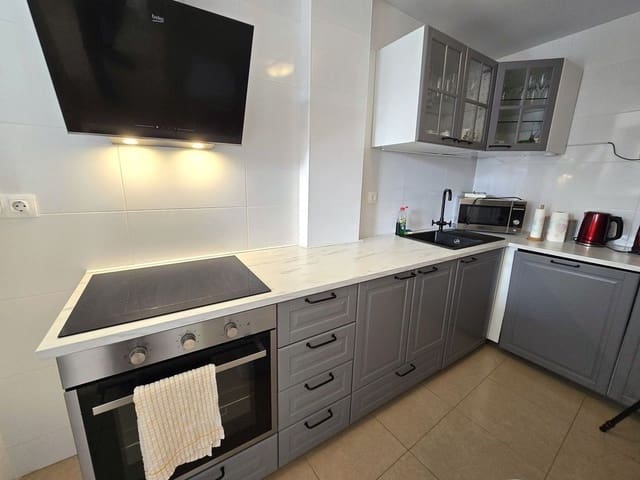 2 soveværelse Lejlighed til salg i Garrucha med swimmingpool garage - € 219.000 (Ref: 9687669)