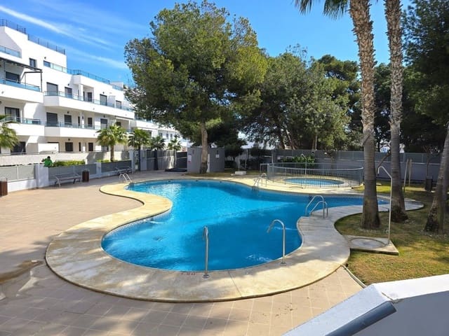 2 soveværelse Lejlighed til salg i Garrucha med swimmingpool garage - € 219.000 (Ref: 9687669)