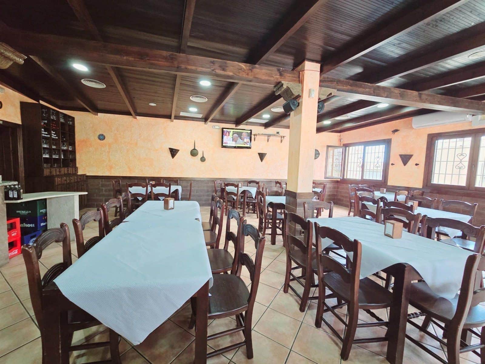 Commercial for sale in Los Gallardos - € 199,950 (Ref: 9689897)