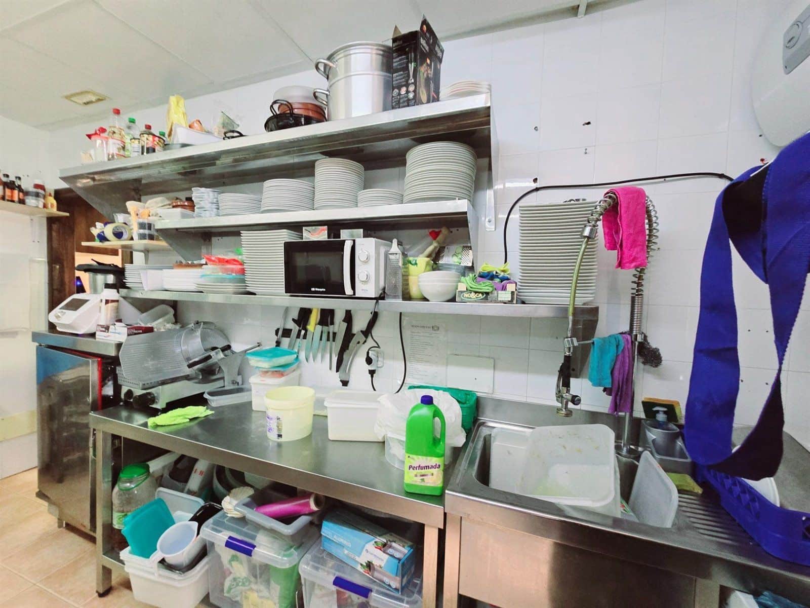 Commercial for sale in Los Gallardos - € 199,950 (Ref: 9689897)