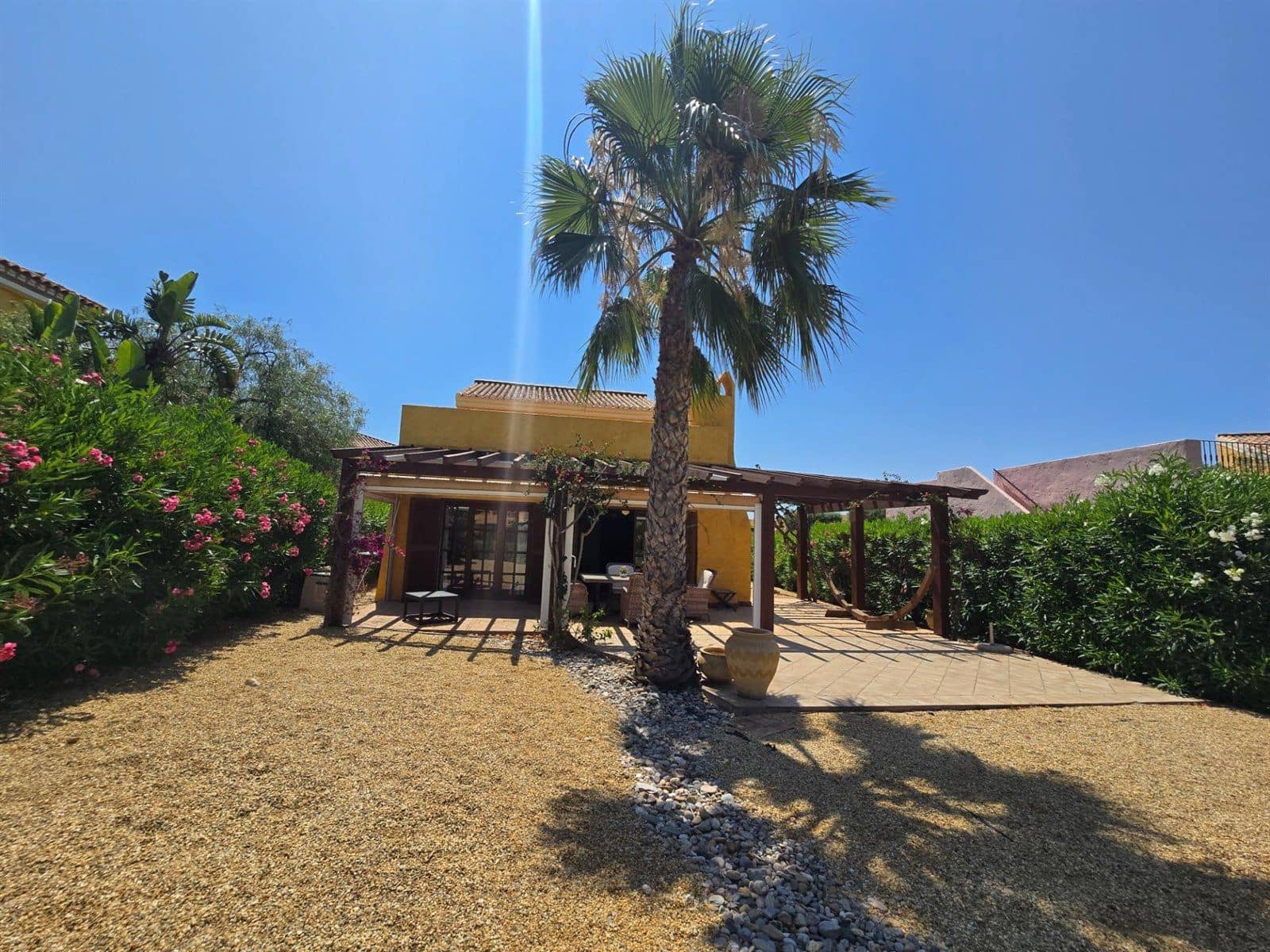 2 bedroom Villa for sale in Cuevas del Almanzora with pool - € 380,000 (Ref: 9694564)