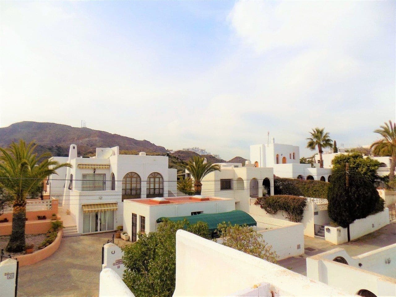 2 soveværelse Villa til salg i Mojacar med swimmingpool garage - € 450.000 (Ref: 9697923)