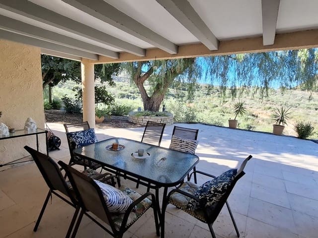 3 sypialnia Willa na sprzedaż w Turre z basenem garażem - 398 000 € (Ref: 9700470)