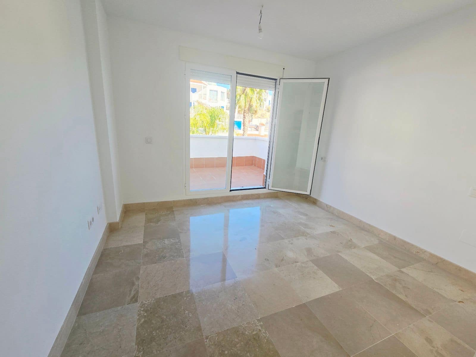 2 soverom Leilighet til salgs i Mojacar med svømmebasseng garasje - € 195 000 (Ref: 9707768)