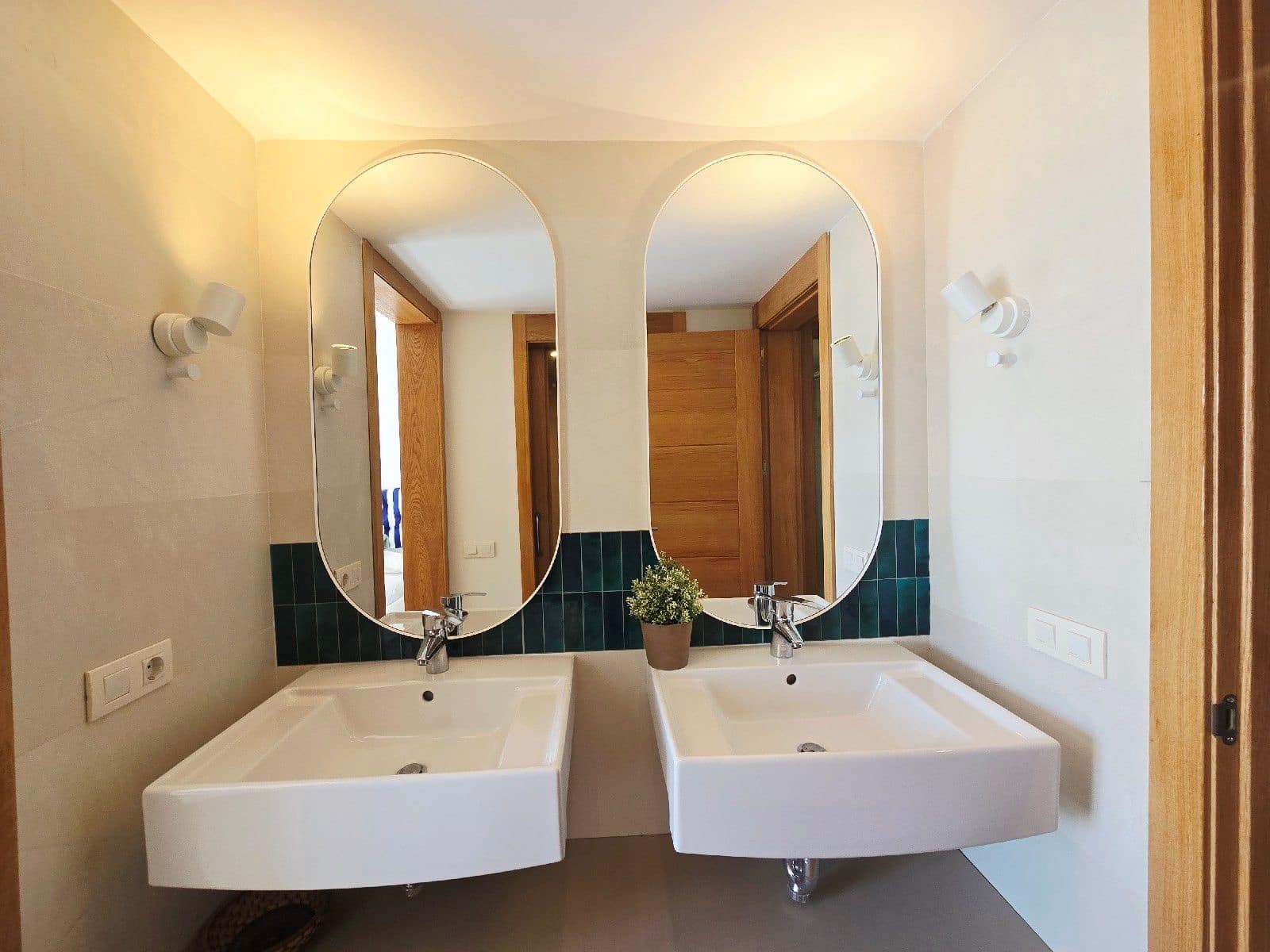 2 bedroom Flat for sale in Mojacar with pool garage - € 285,000 (Ref: 9710957)