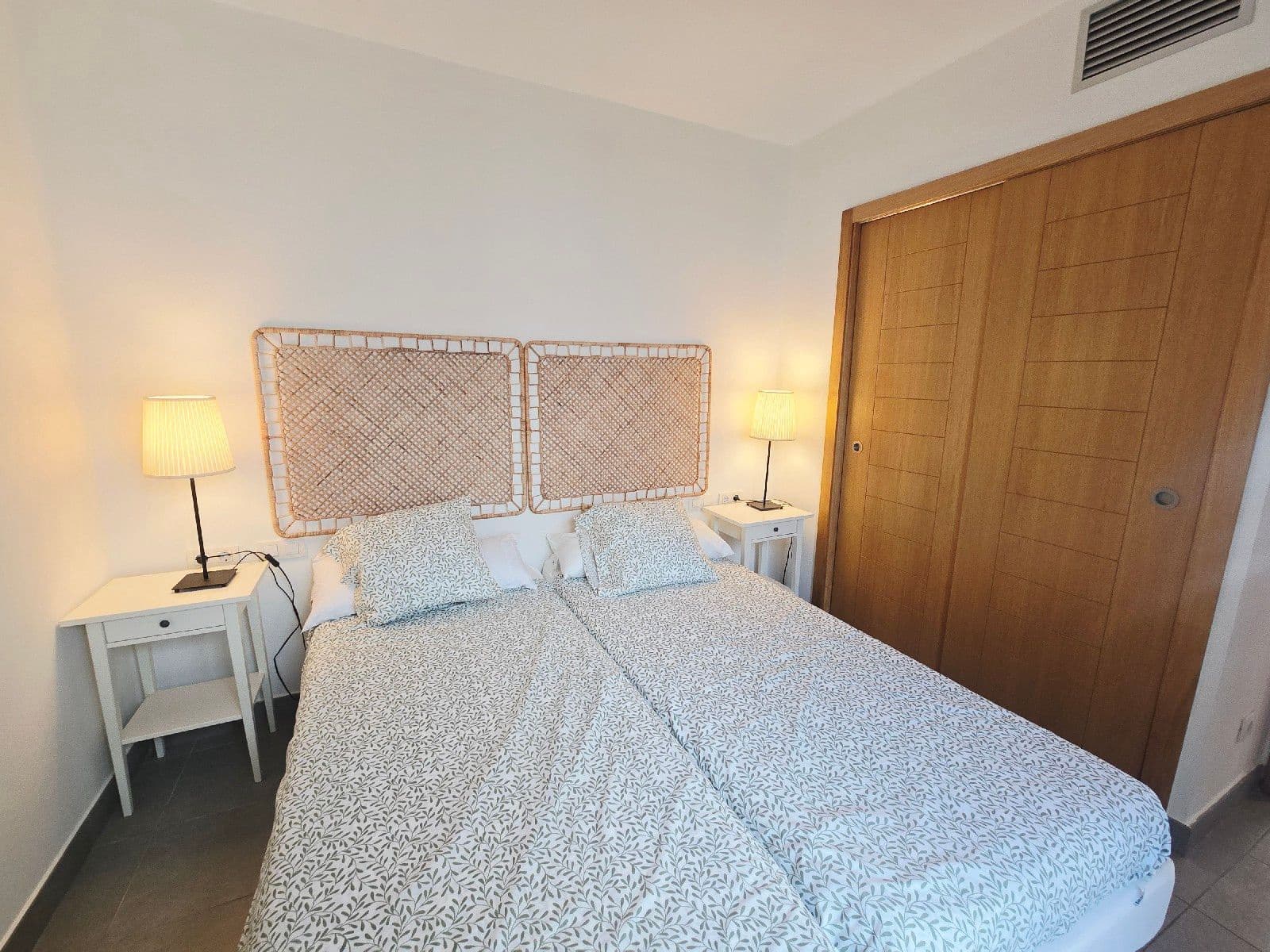 2 bedroom Flat for sale in Mojacar with pool garage - € 285,000 (Ref: 9710957)