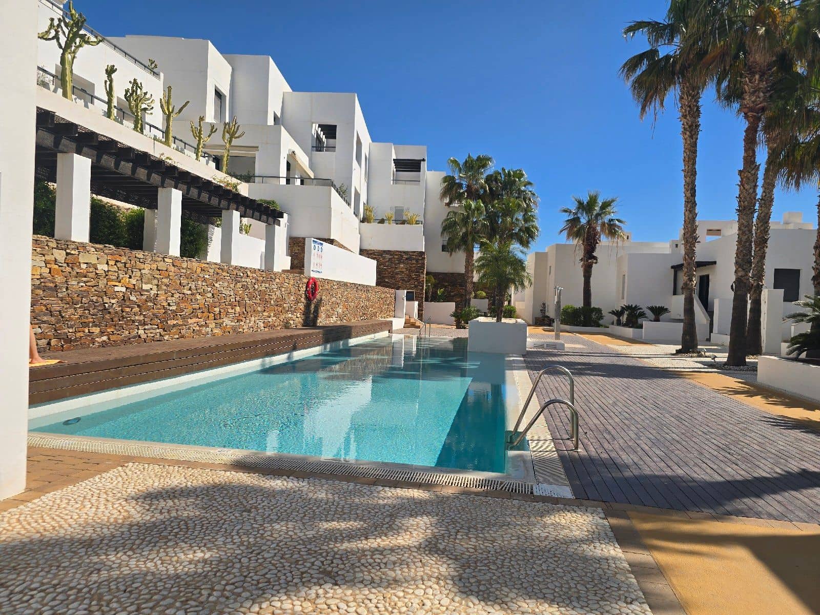 2 bedroom Flat for sale in Mojacar with pool garage - € 285,000 (Ref: 9710957)