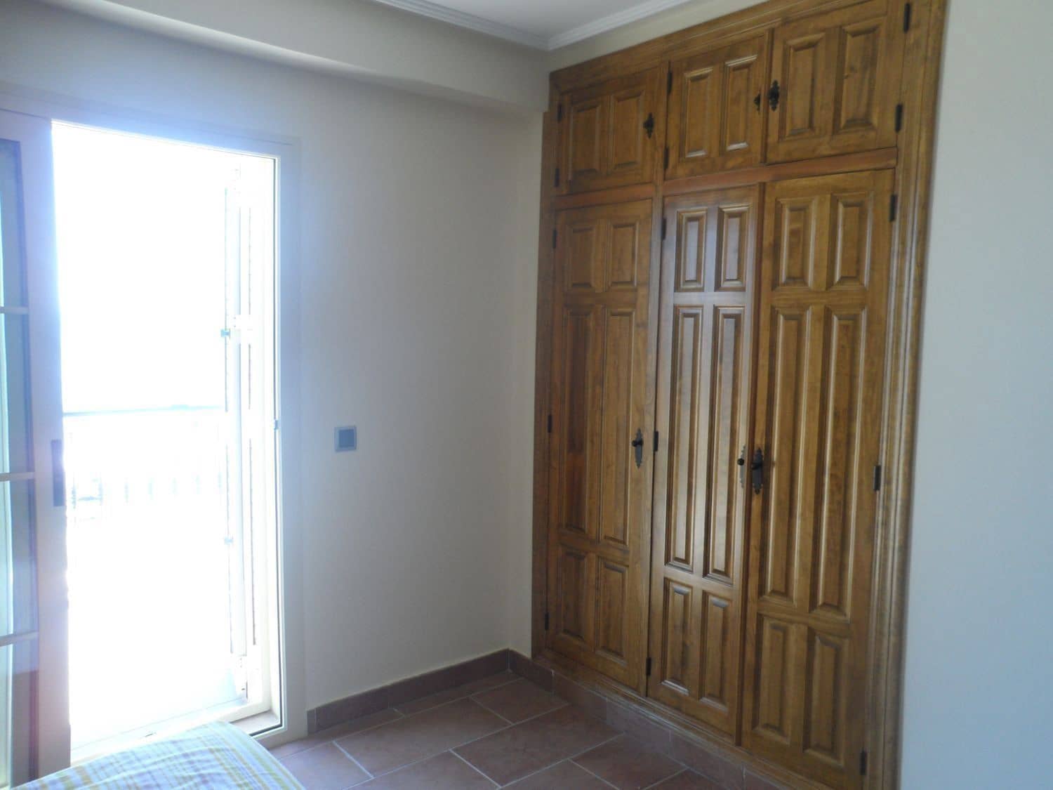 5 bedroom Villa for sale in Cuevas del Almanzora with garage - € 650,000 (Ref: 9714257)