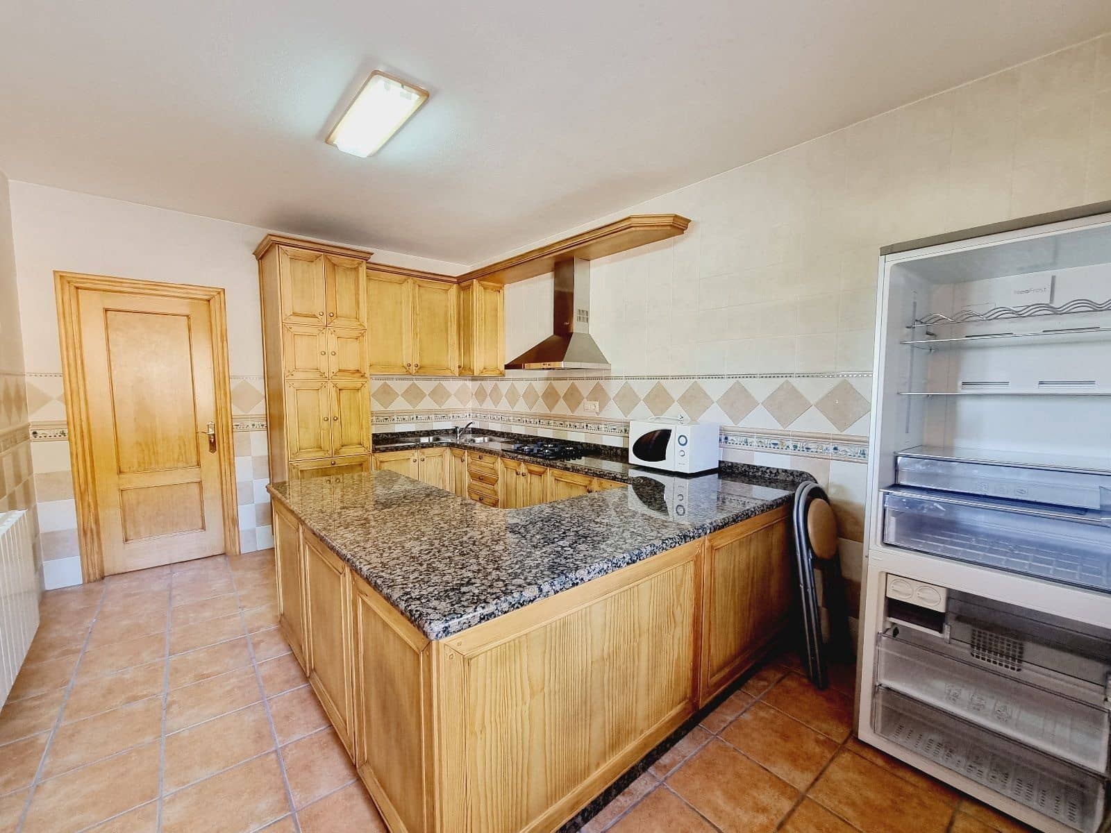 6 bedroom Villa for sale in Bedar with pool garage - € 506,000 (Ref: 9714258)