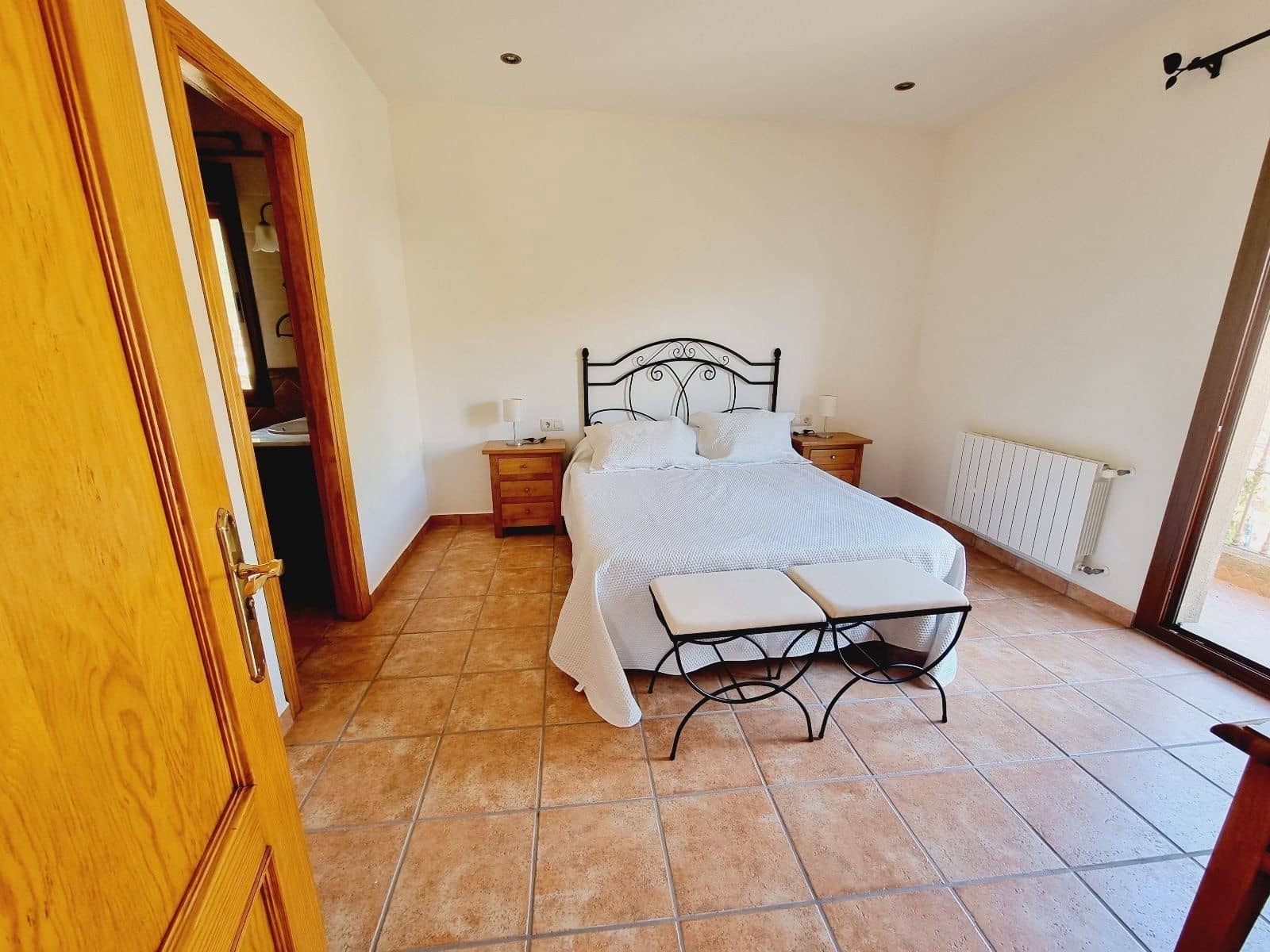 6 bedroom Villa for sale in Bedar with pool garage - € 506,000 (Ref: 9714258)