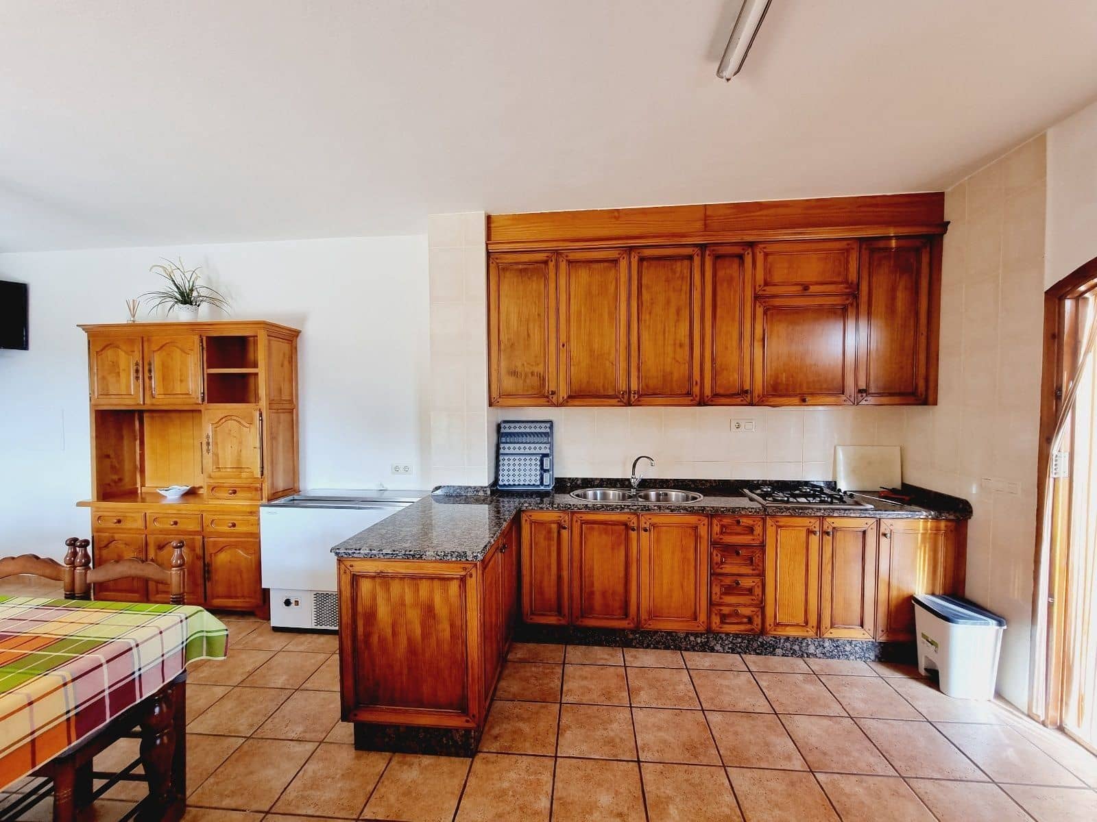 6 bedroom Villa for sale in Bedar with pool garage - € 506,000 (Ref: 9714258)