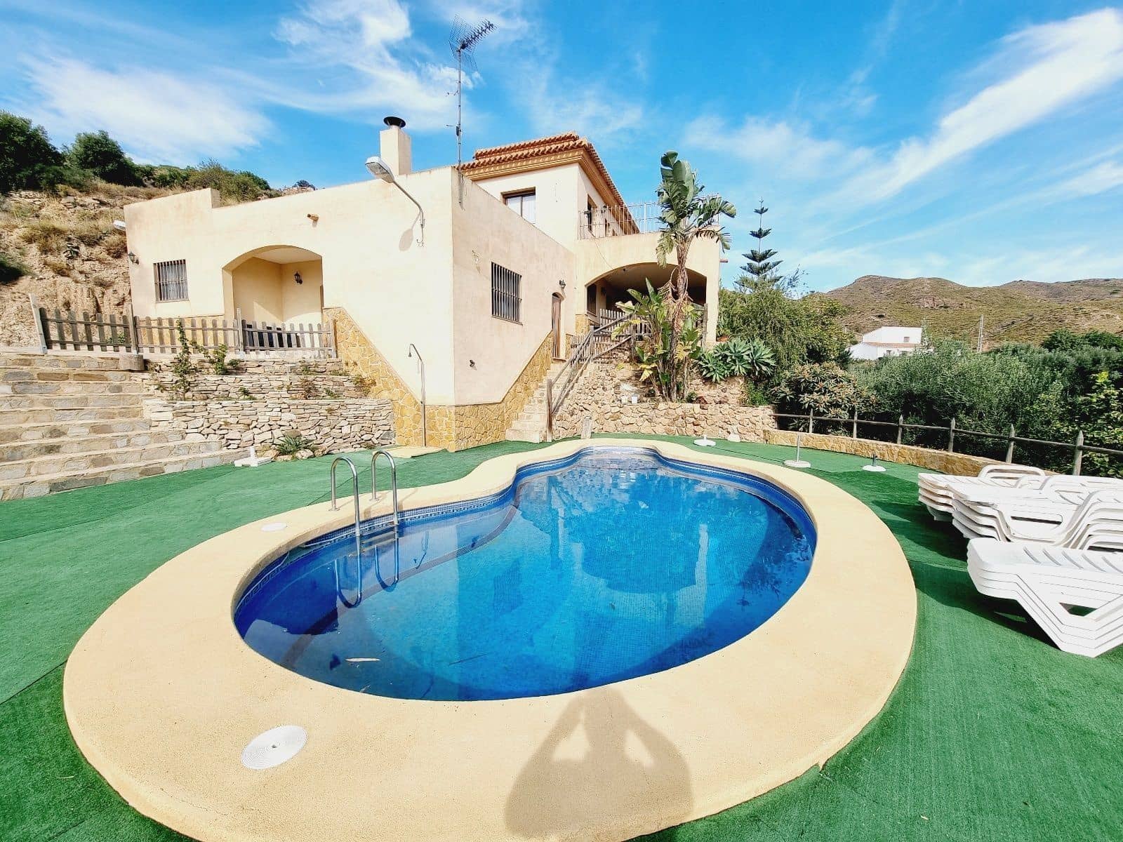 6 bedroom Villa for sale in Bedar with pool garage - € 506,000 (Ref: 9714258)