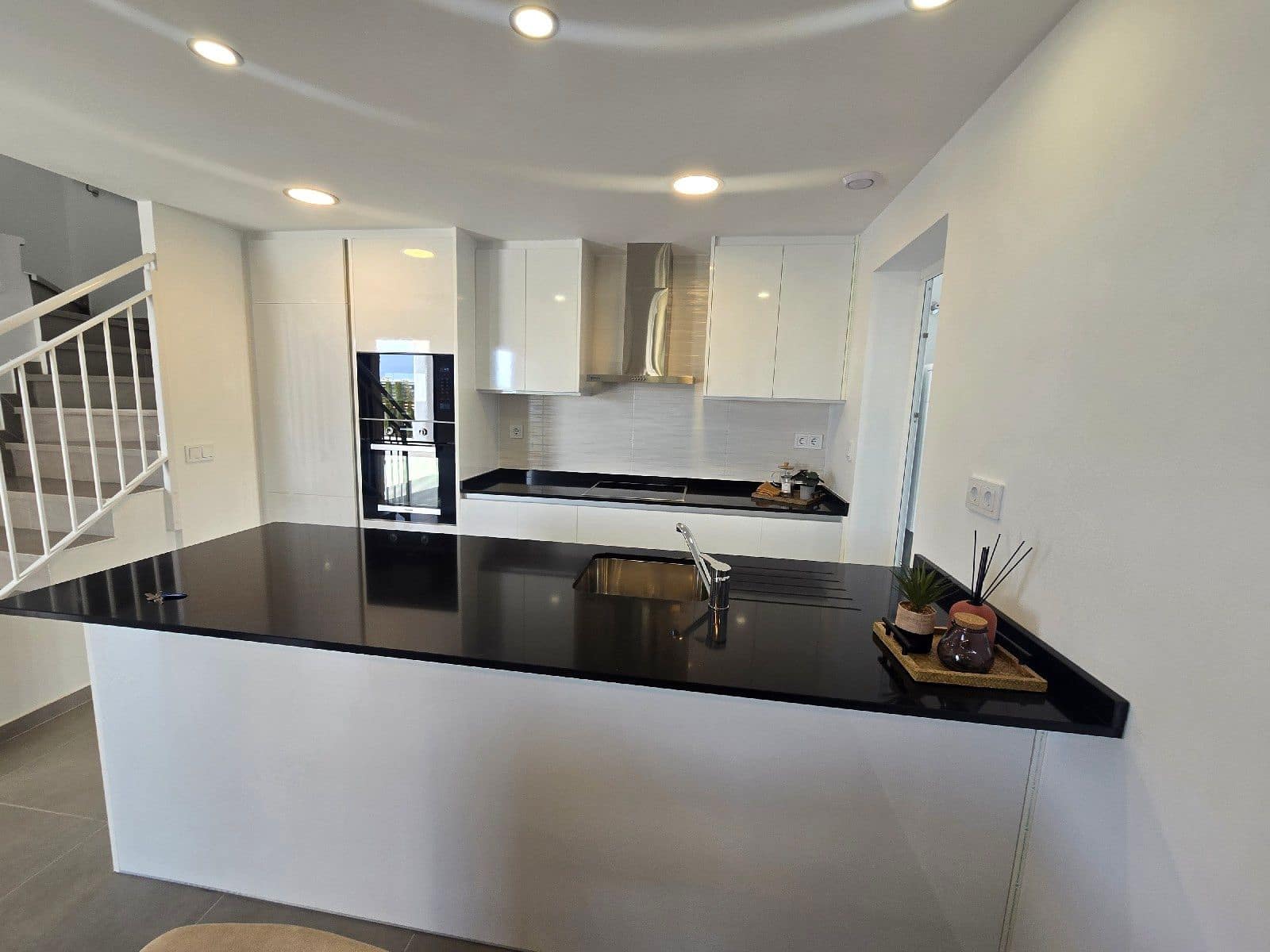 2 bedroom Villa for sale in Pulpi with pool garage - € 383,000 (Ref: 9715706)